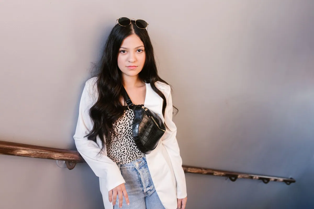 Ilustrační foto k tématu crossbody kabelka