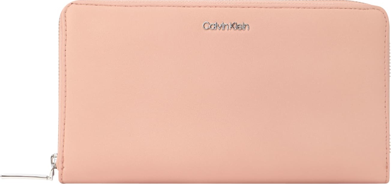 Calvin Klein Peněženka pastelově růžová / stříbrná